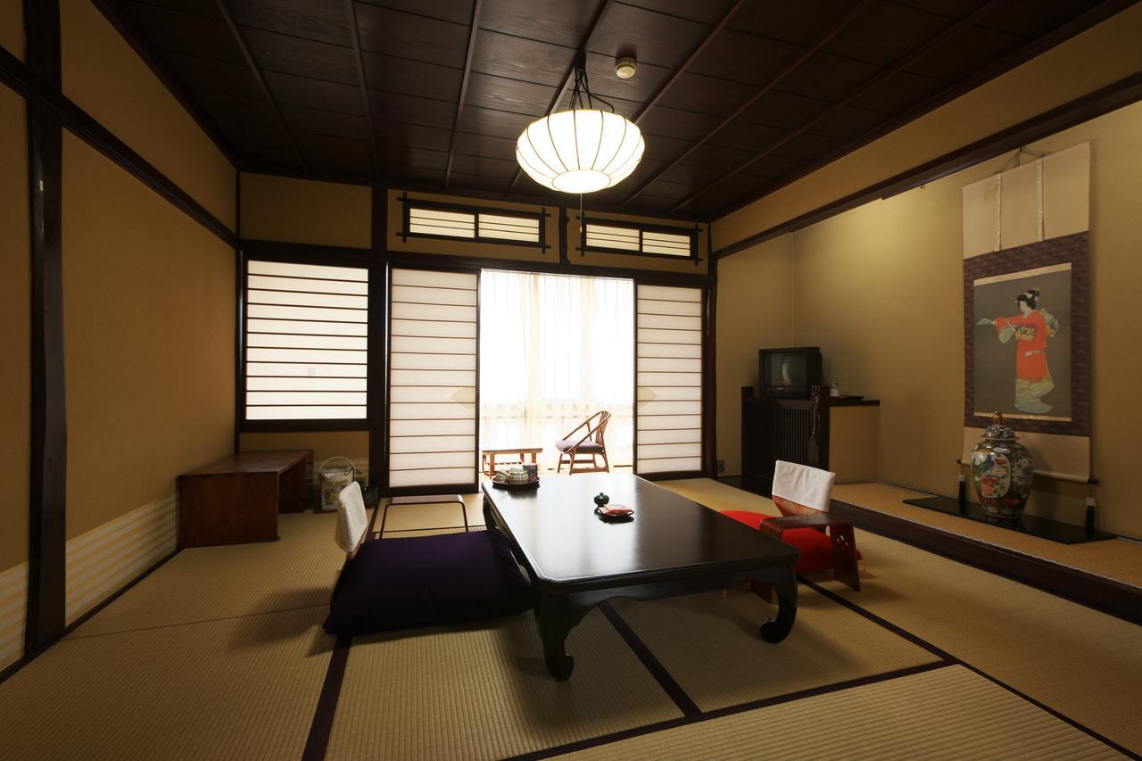 Nishiya Hotell Yonezawa Exteriör bild