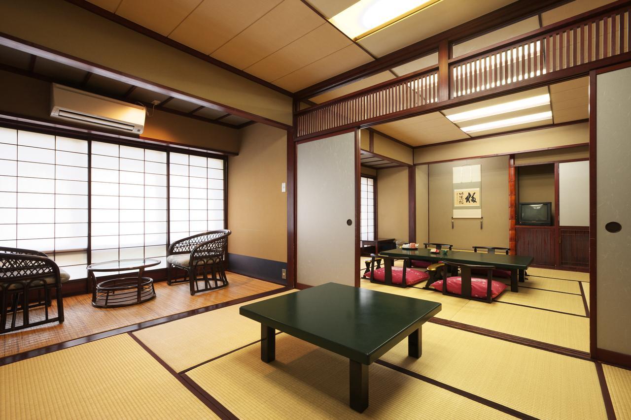 Nishiya Hotell Yonezawa Exteriör bild