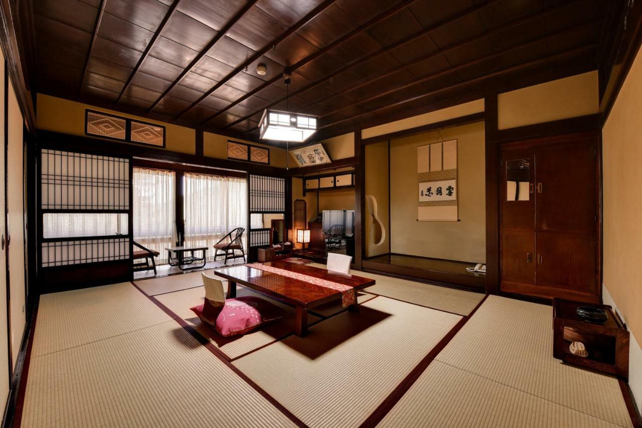 Nishiya Hotell Yonezawa Exteriör bild