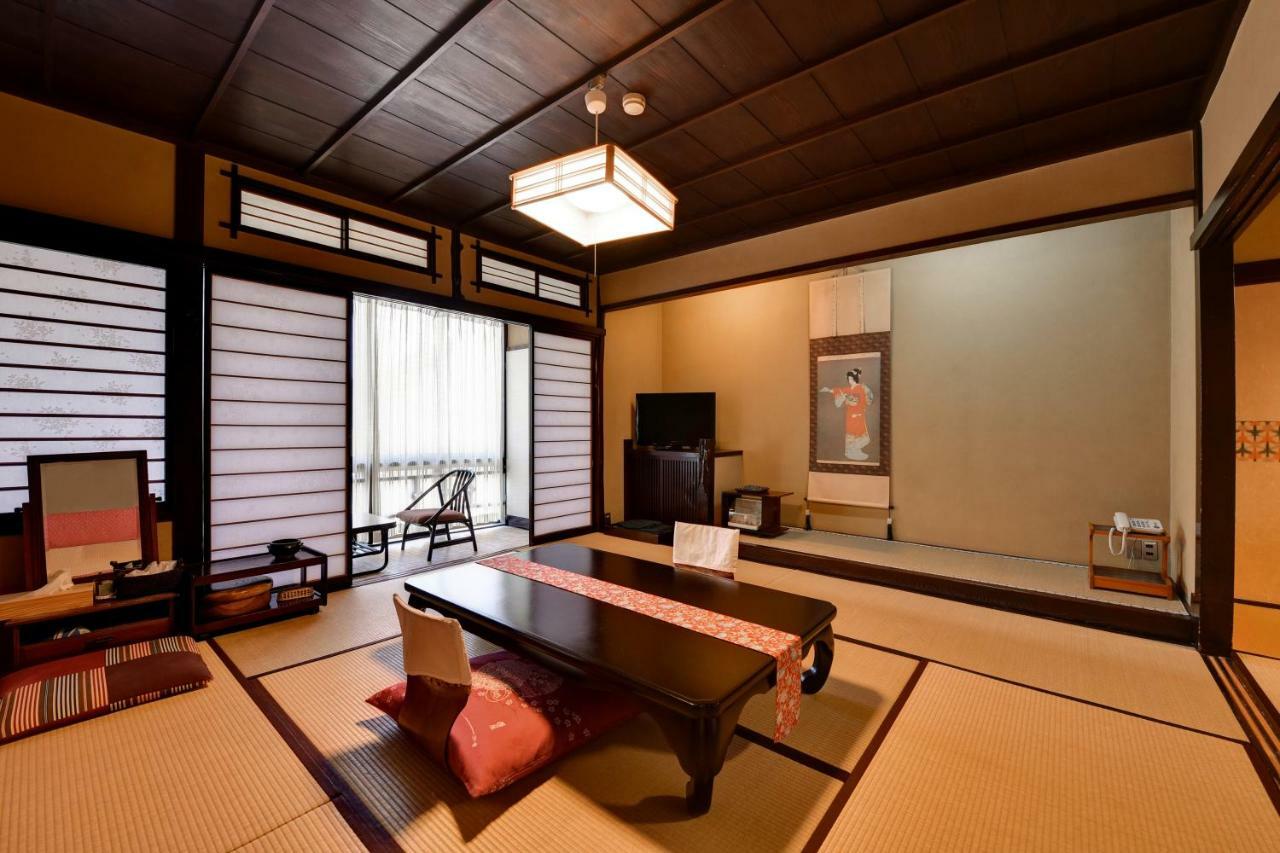 Nishiya Hotell Yonezawa Exteriör bild