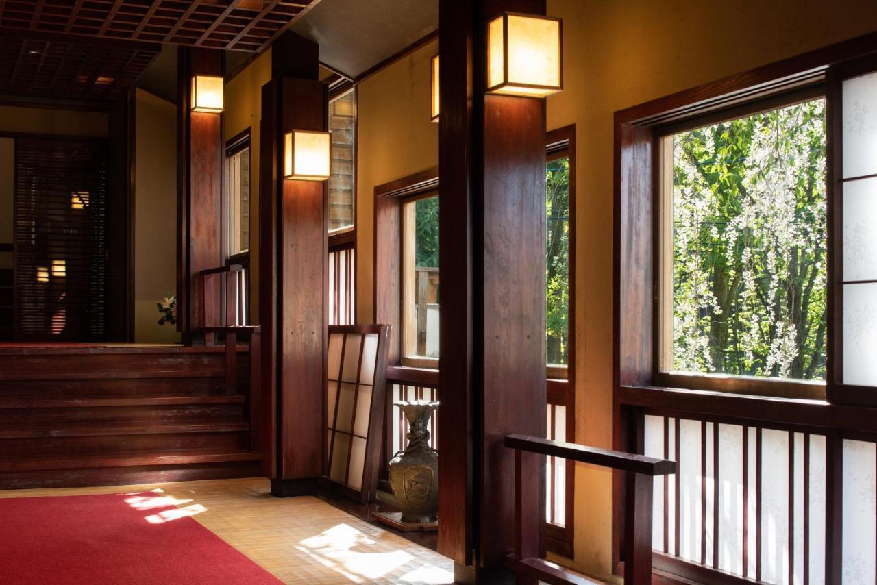 Nishiya Hotell Yonezawa Exteriör bild